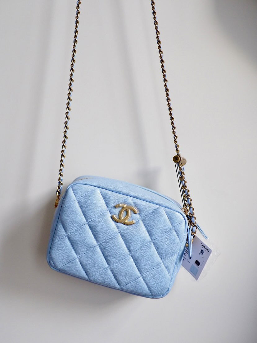 Chanel - My Perfect Camera Bag (Iridescent Blue) – smccpourtoi
