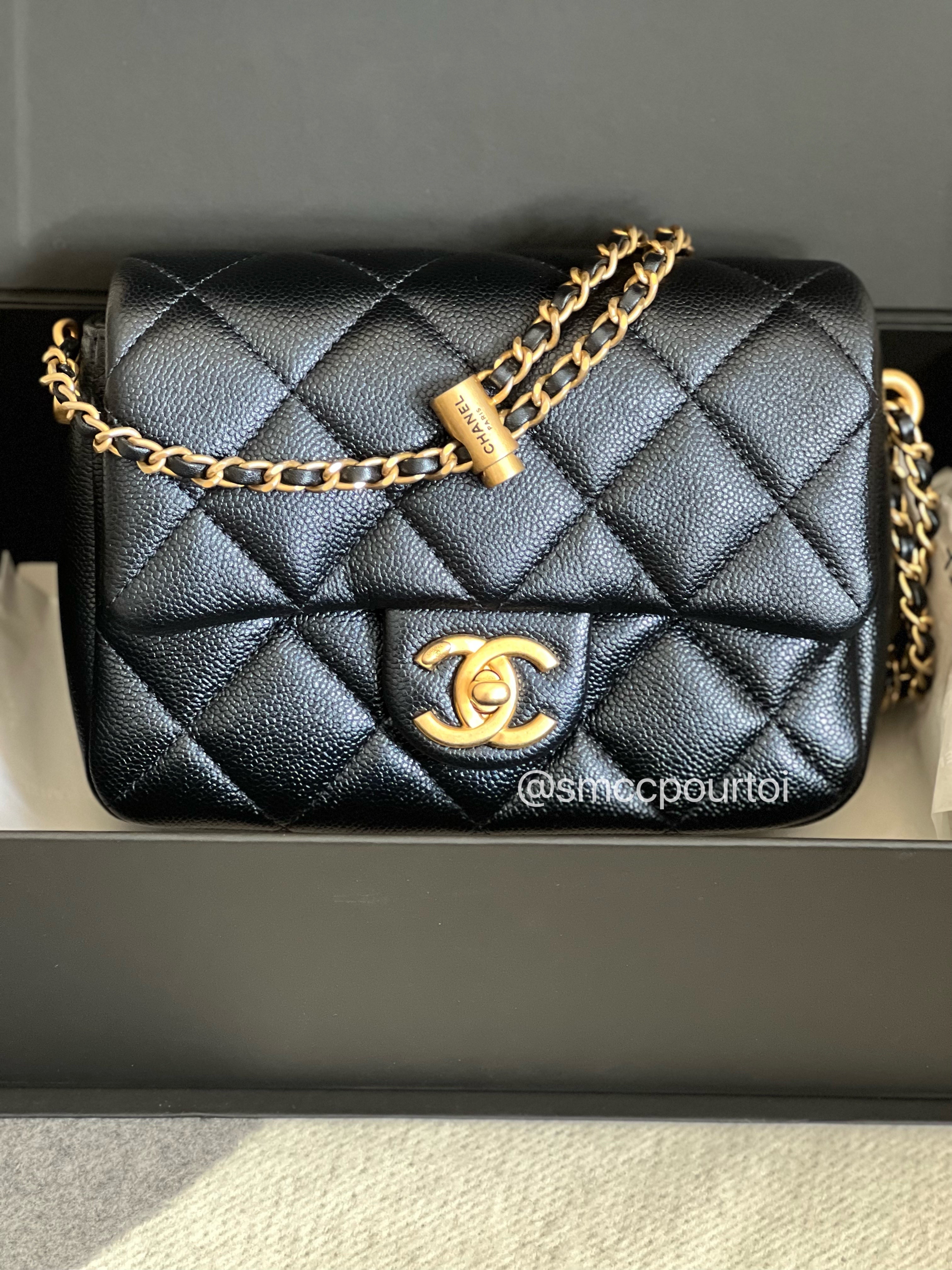 Chanel Caviar Chain Shoulder Bag - 195 For Sale on 1stDibs